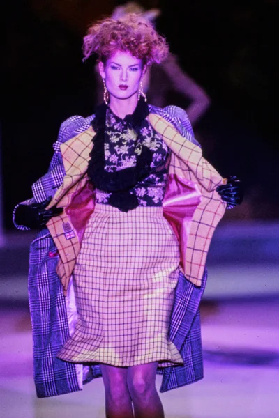 Look 46